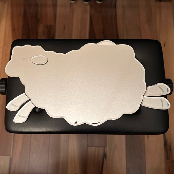 Pottery Barn Kids. Large "mama/papa" lamb mirror. Excellent condition. - Picture 2 of 9